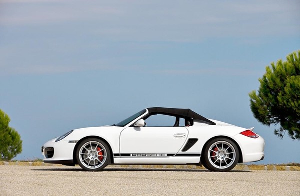 Boxster Spyder Side Image with Roof Up